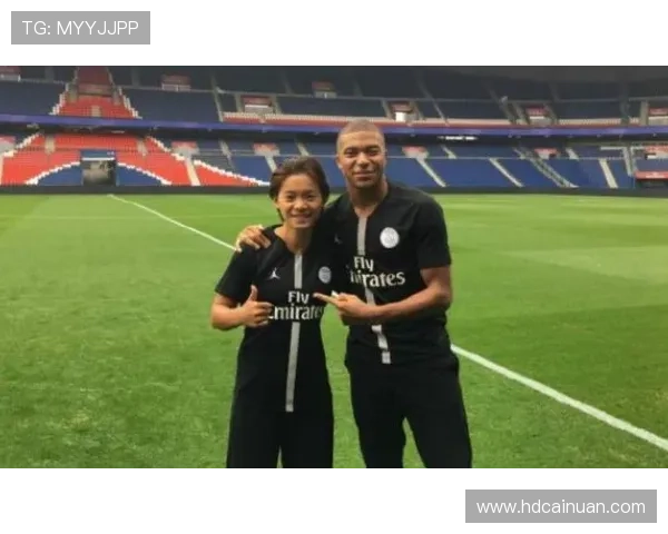 2023年足球明星齐聚一堂共庆新春传递祝福与希望